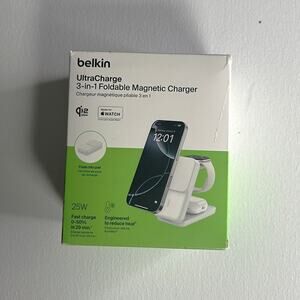 Belkin UltraCharge 3-in-1 Foldable Magnetic Charger 25W White